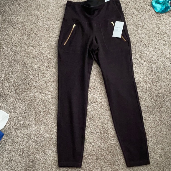 Burgundy Old navy workout leggings - Picture 1 of 4